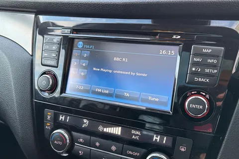 SL67EJC Nissan Qashqai 1.5 dCi N-Connecta 5dr Thumbnail #44