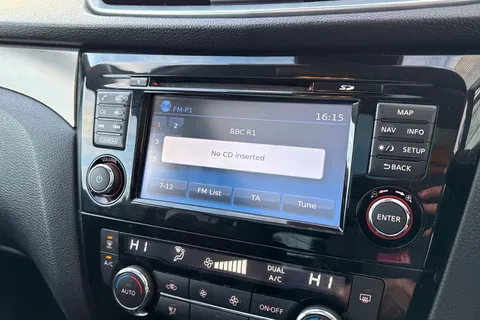 SL67EJC Nissan Qashqai 1.5 dCi N-Connecta 5dr Thumbnail #45