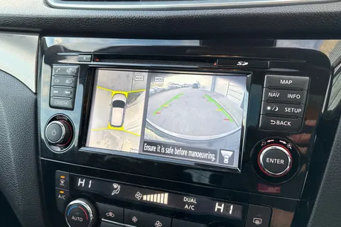 SL67EJC Nissan Qashqai 1.5 dCi N-Connecta 5dr Thumbnail #47