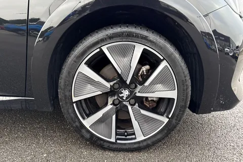 FG71NVJ PEUGEOT e-208 50kWh GT Auto 5dr Thumbnail #10