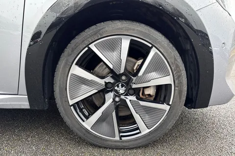 WG71GGO PEUGEOT e-208 50kWh GT Premium Auto 5dr Thumbnail #10