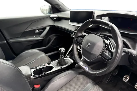 MD71NBM PEUGEOT 2008 1.2 PureTech GT Euro 6 (s/s) 5dr Thumbnail #14