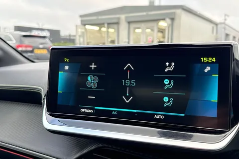 FG71NVJ PEUGEOT e-208 50kWh GT Auto 5dr Thumbnail #22