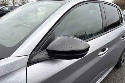 WG71GGO PEUGEOT e-208 50kWh GT Premium Auto 5dr Thumbnail #29