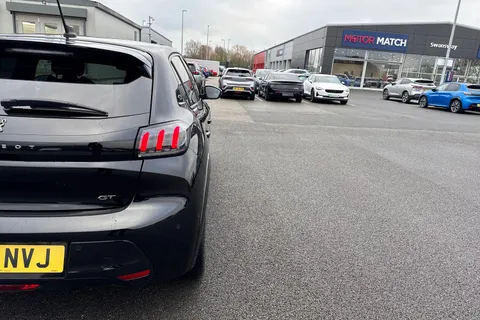 FG71NVJ PEUGEOT e-208 50kWh GT Auto 5dr Thumbnail #32