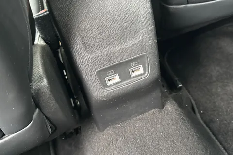 MD71NBM PEUGEOT 2008 1.2 PureTech GT Euro 6 (s/s) 5dr Thumbnail #37