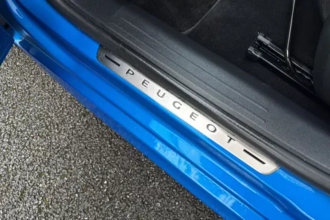 DC71FTE PEUGEOT e-208 50kWh GT Auto 5dr Thumbnail #39