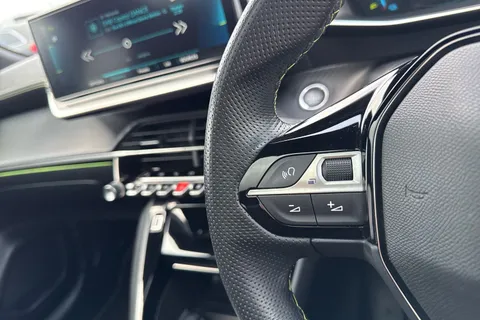 DC71FTE PEUGEOT e-208 50kWh GT Auto 5dr Thumbnail #40