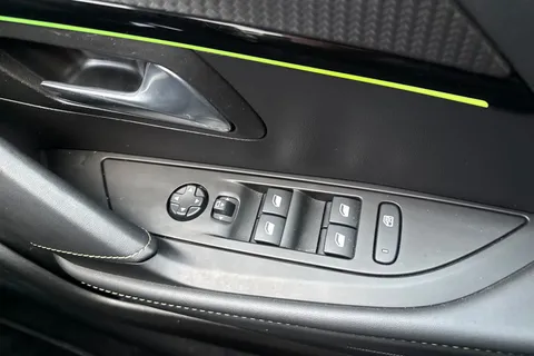 DC71FTE PEUGEOT e-208 50kWh GT Auto 5dr Thumbnail #43