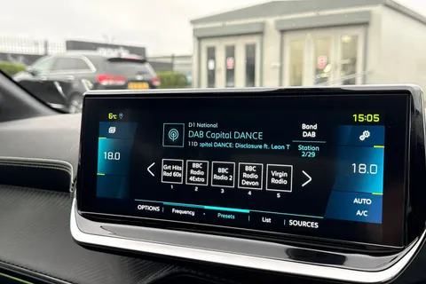 WG71GGO PEUGEOT e-208 50kWh GT Premium Auto 5dr Thumbnail #46