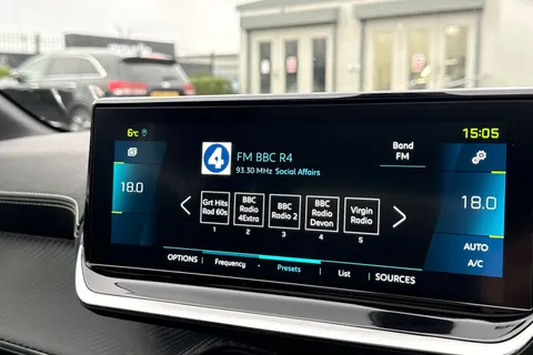 WG71GGO PEUGEOT e-208 50kWh GT Premium Auto 5dr Thumbnail #47