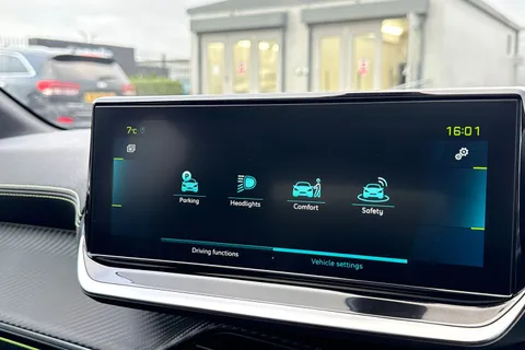 DC71FTE PEUGEOT e-208 50kWh GT Auto 5dr Thumbnail #54