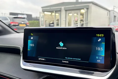 FG71NVJ PEUGEOT e-208 50kWh GT Auto 5dr Thumbnail #50