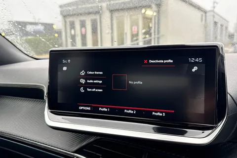 MD71NBM PEUGEOT 2008 1.2 PureTech GT Euro 6 (s/s) 5dr Thumbnail #53