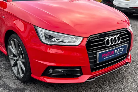 DF67SXU Audi A1 1.4 TFSI CoD Black Edition Sportback Euro 6 (s/s) 5dr (Nav) Thumbnail #10