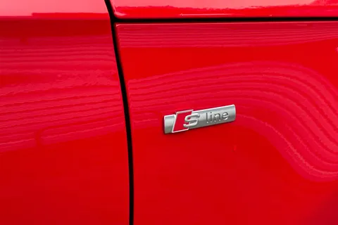 DF67SXU Audi A1 1.4 TFSI CoD Black Edition Sportback Euro 6 (s/s) 5dr (Nav) Thumbnail #28