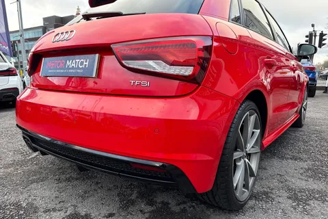 DF67SXU Audi A1 1.4 TFSI CoD Black Edition Sportback Euro 6 (s/s) 5dr (Nav) Thumbnail #34