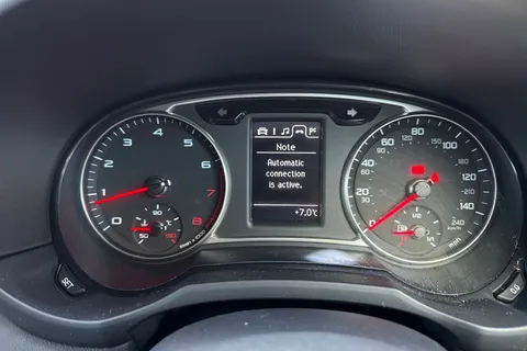 DF67SXU Audi A1 1.4 TFSI CoD Black Edition Sportback Euro 6 (s/s) 5dr (Nav) Thumbnail #47