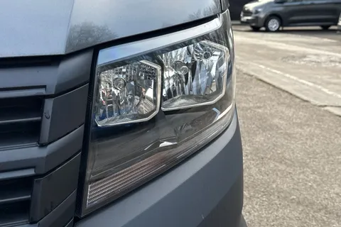 PN25RGV Volkswagen Crafter 2.0 TDI 177PS Commerce High Roof Van Auto Thumbnail #26