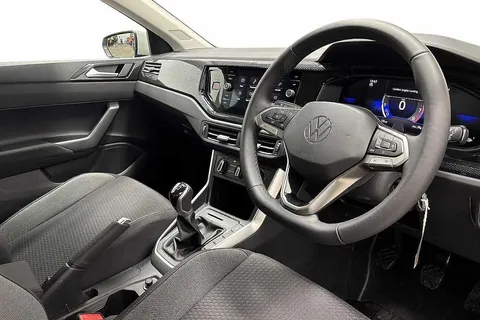 GL75JJO Volkswagen Polo 1.0 TSI Life 5dr Thumbnail #6