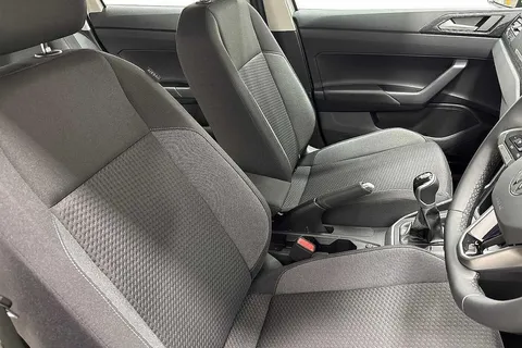 GL75JJO Volkswagen Polo 1.0 TSI Life 5dr Thumbnail #10