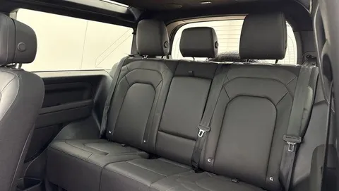 KK24LDY Land Rover Defender 90 3.0 D350 X 3dr Thumbnail #4