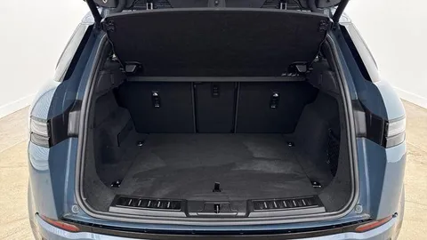 KN74VHA Land Rover Range Rover Evoque 2.0 D200 Autobiography 5dr Thumbnail #11