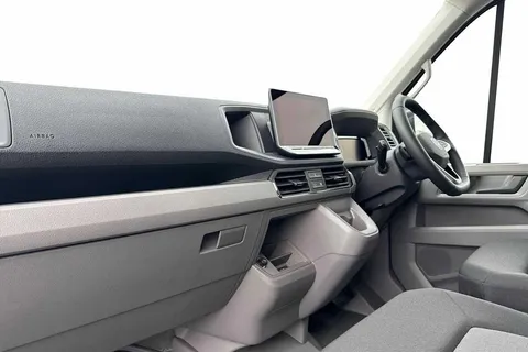 DC25CCE Volkswagen Crafter 2.0 TDI 140PS Commerce Plus High Roof Van Auto Thumbnail #3