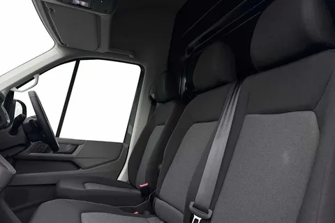 DC25CCE Volkswagen Crafter 2.0 TDI 140PS Commerce Plus High Roof Van Auto Thumbnail #12