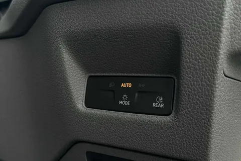 DC25CCE Volkswagen Crafter 2.0 TDI 140PS Commerce Plus High Roof Van Auto Thumbnail #41