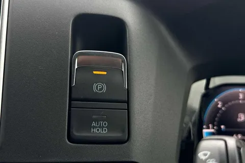 DC25CCE Volkswagen Crafter 2.0 TDI 140PS Commerce Plus High Roof Van Auto Thumbnail #51