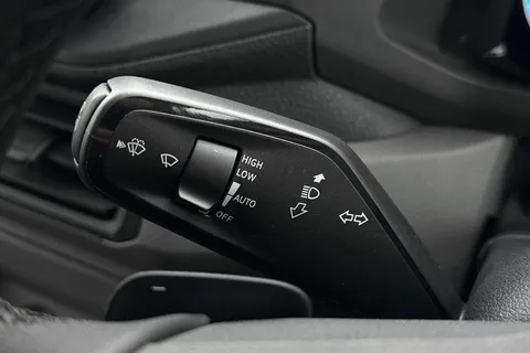 DC25CCE Volkswagen Crafter 2.0 TDI 140PS Commerce Plus High Roof Van Auto Thumbnail #52