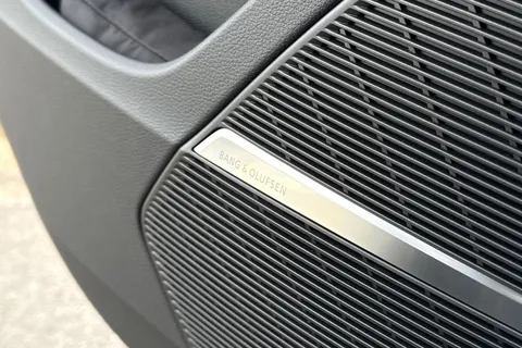  Audi SQ7 4.0 TFSI V8 Black Edition Tiptronic quattro Euro 6 (s/s) 5dr Thumbnail #31
