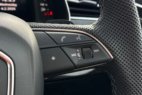  Audi SQ7 4.0 TFSI V8 Black Edition Tiptronic quattro Euro 6 (s/s) 5dr Thumbnail #35