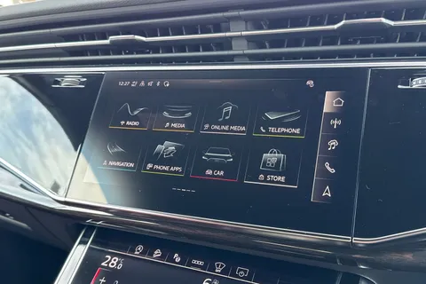  Audi SQ7 4.0 TFSI V8 Black Edition Tiptronic quattro Euro 6 (s/s) 5dr Thumbnail #44