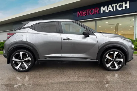 GJ70KWV Nissan Juke 1.0 DIG-T N-Connecta Euro 6 (s/s) 5dr Thumbnail #4