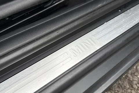 34 of 50 for Mini Hatch 1.5 Cooper Euro 6 (s/s) 3dr