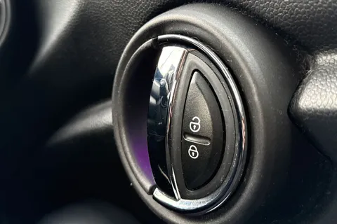 44 of 50 for Mini Hatch 1.5 Cooper Euro 6 (s/s) 3dr