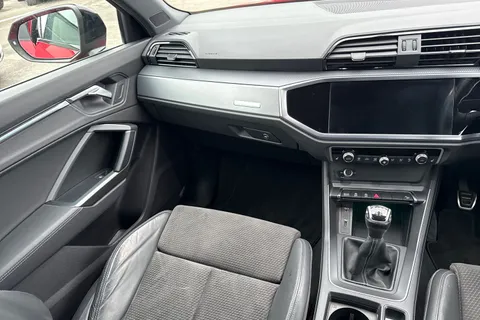 PK20XHV Audi Q3 Edition 1 35 TFSI  150 PS 6-speed Thumbnail #21