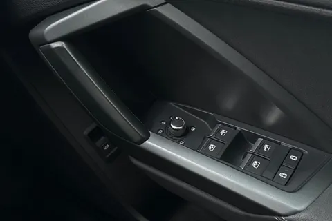 PK20XHV Audi Q3 Edition 1 35 TFSI  150 PS 6-speed Thumbnail #39