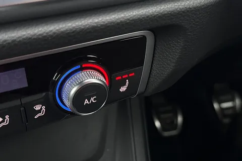 PK20XHV Audi Q3 Edition 1 35 TFSI  150 PS 6-speed Thumbnail #42