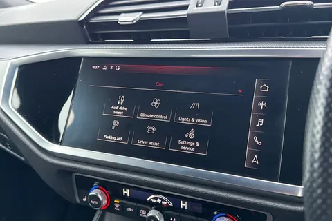 PK20XHV Audi Q3 Edition 1 35 TFSI  150 PS 6-speed Thumbnail #45