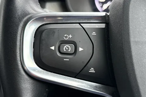 BD70JUO Volvo Xc40 2.0 B4P Inscription Pro 5dr Auto Thumbnail #39