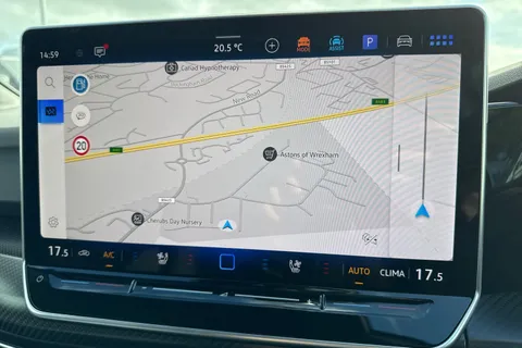  Volkswagen Golf 2.0 TSI R Black Edition DSG 4Motion Euro 6 (s/s) 5dr Thumbnail #16