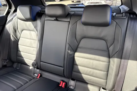  Volkswagen Golf 2.0 TSI R Black Edition DSG 4Motion Euro 6 (s/s) 5dr Thumbnail #18