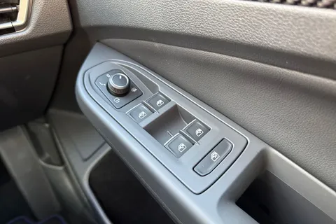  Volkswagen Golf 2.0 TSI R Black Edition DSG 4Motion Euro 6 (s/s) 5dr Thumbnail #20