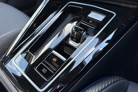  Volkswagen Golf 2.0 TSI R Black Edition DSG 4Motion Euro 6 (s/s) 5dr Thumbnail #22