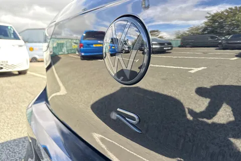  Volkswagen Golf 2.0 TSI R Black Edition DSG 4Motion Euro 6 (s/s) 5dr Thumbnail #31