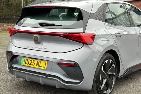 NU25MLJ CUPRA Born 170kW e-Boost V1 59kWh 5dr Auto Thumbnail #11