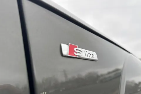 PG73XWH Audi TT Coup- Final Edition 40 TFSI  197 PS S tronic Thumbnail #32